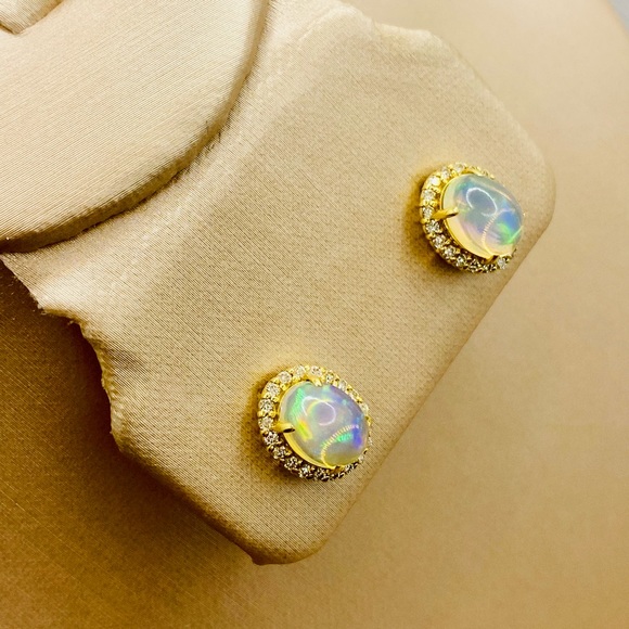 EUC 18k Yellow Gold Oval Opal Stud Earrings w/ Diamond Halo - Picture 7 of 15
